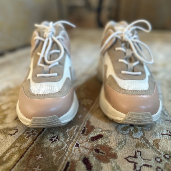 & Other Stories Chunky Sole Technical Sneakers Beige White Color Block Size 10 - Picture 6 of 11